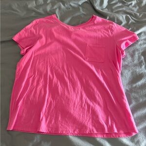 plain pink slightly cropped tee